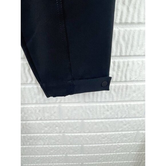 Athleta Size 10 Endless High Rise Cargo Pants in black - Picture 5 of 15